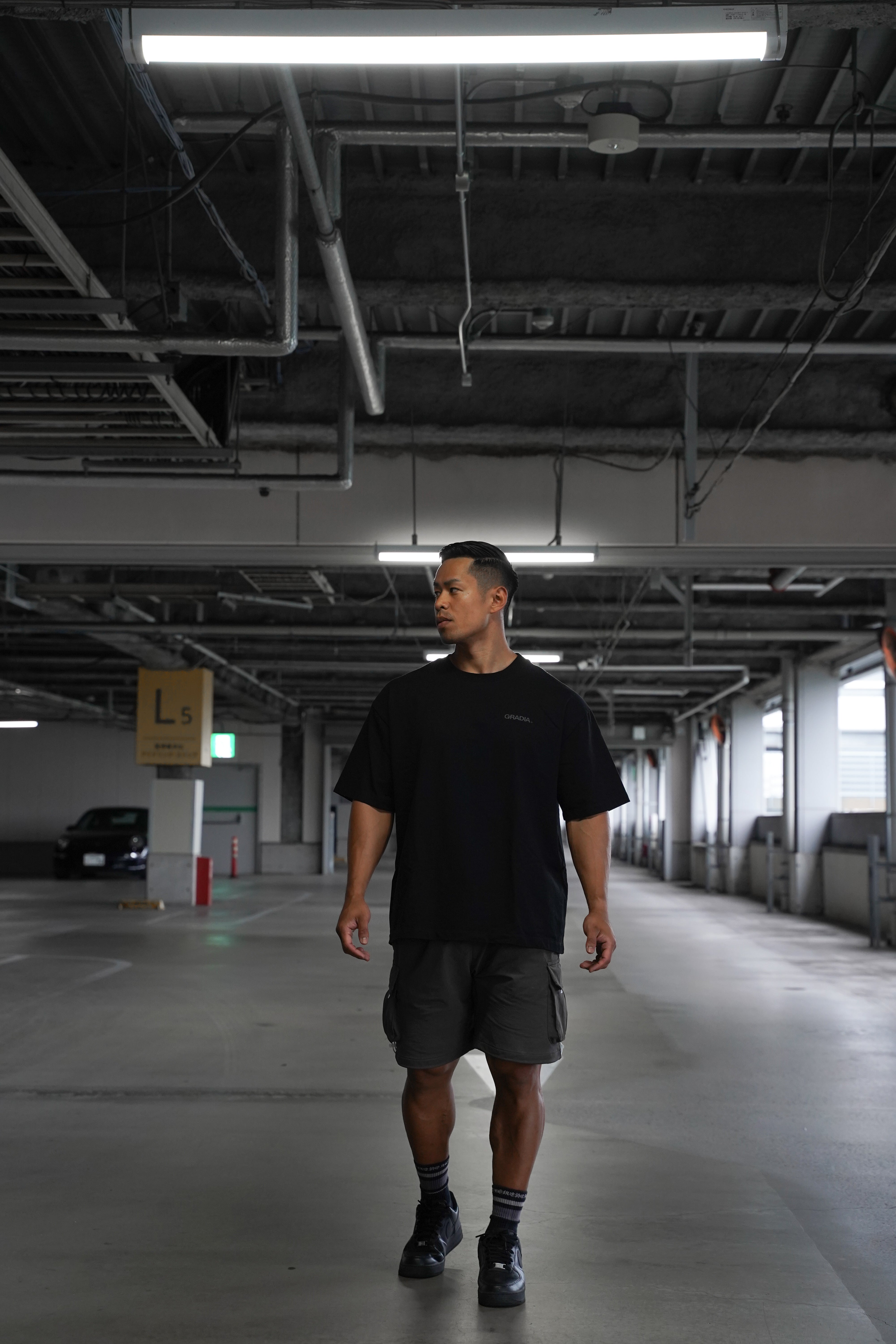 GRADIA. Logo Big T-Shirt