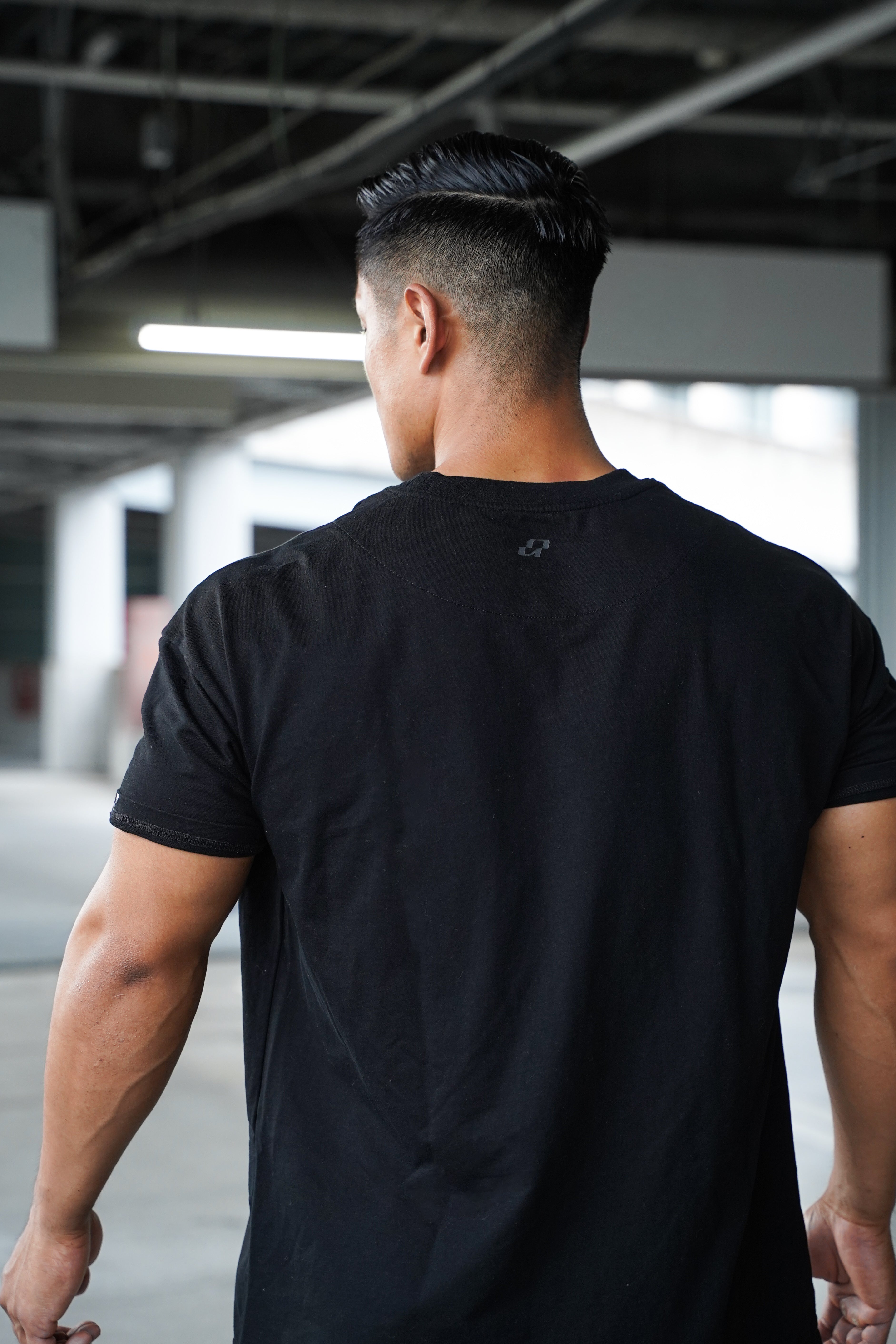 GRADIA. Basic T-shirt Black