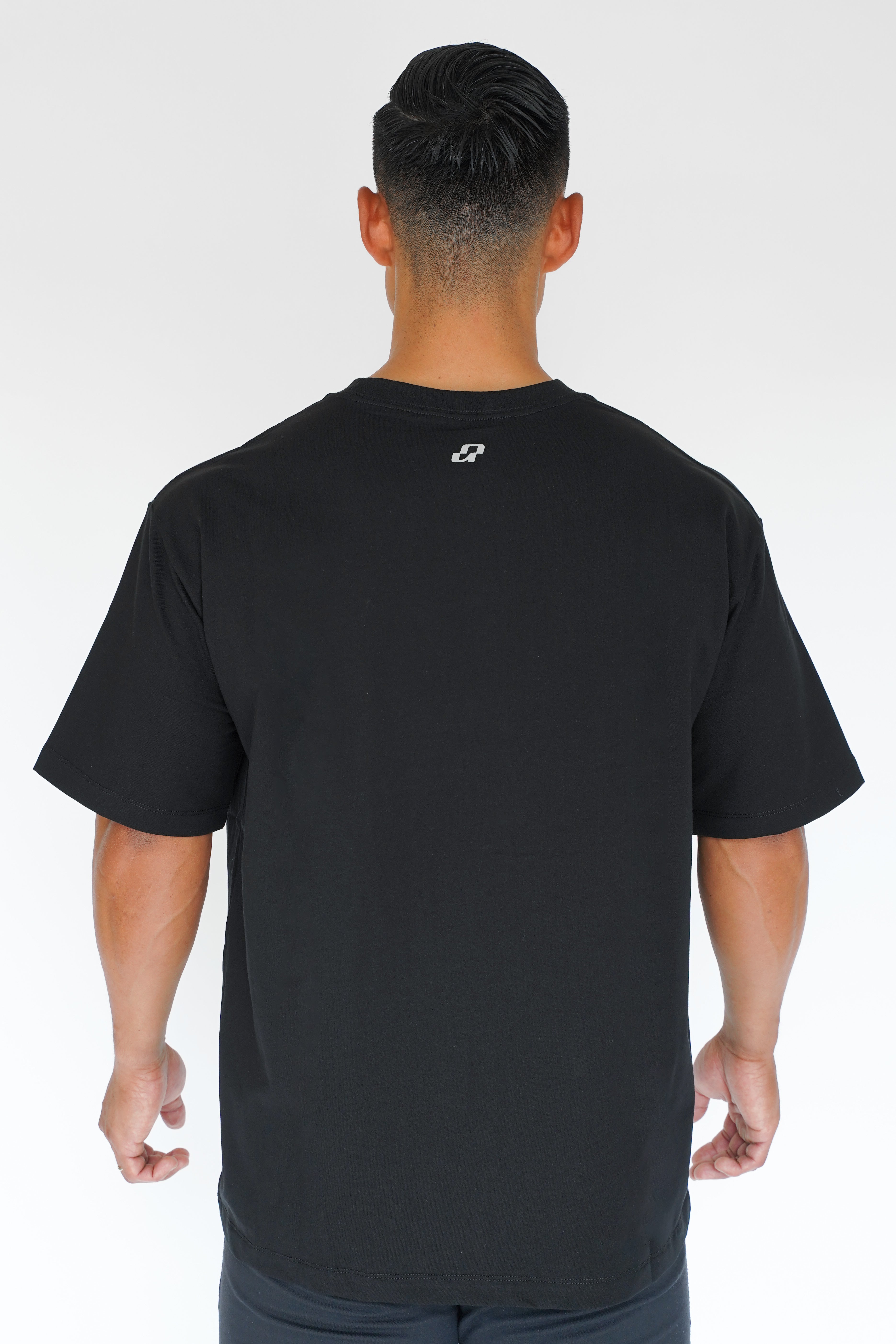GRADIA. Logo OverSize T-Shirt