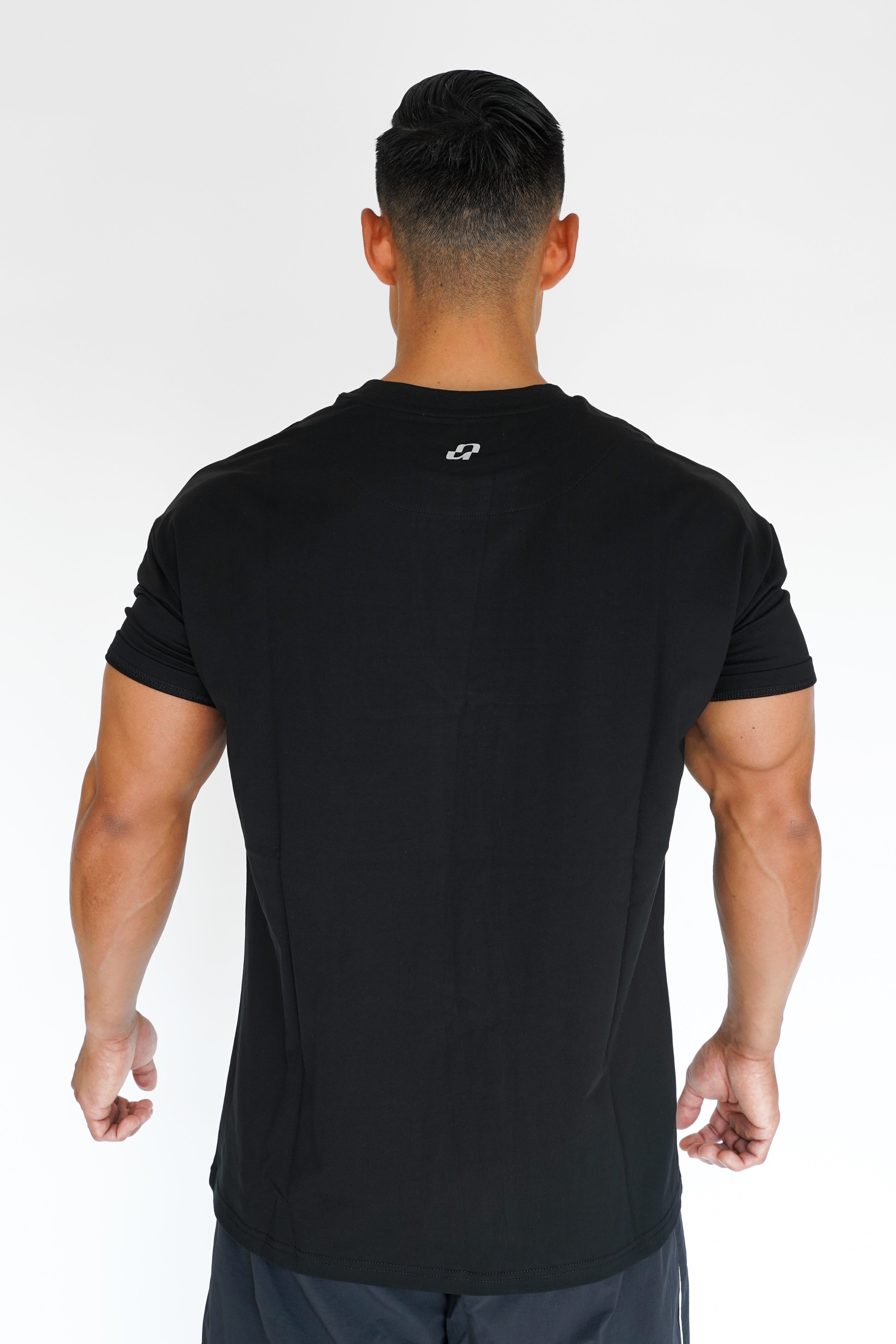 GRADIA. Basic T-shirt Black