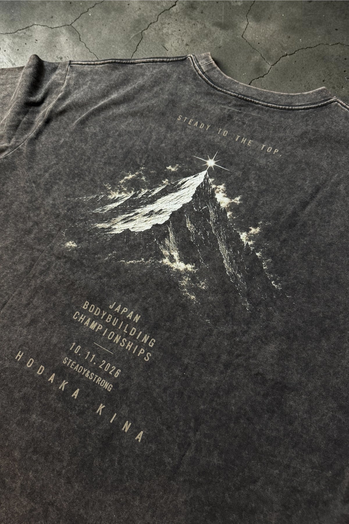 GRADIA. CHAMPIONSHIP COLLECTION 2026｜STEADY TO THE TOP WASHED OVERSIZED TEE